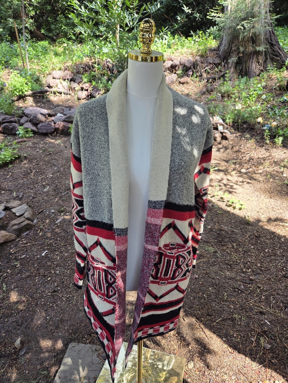 BCBG Maxazria Aztec Tribal Print Cardigan Size Small